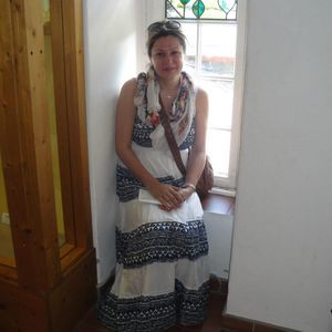 Meet your Posher, Neda